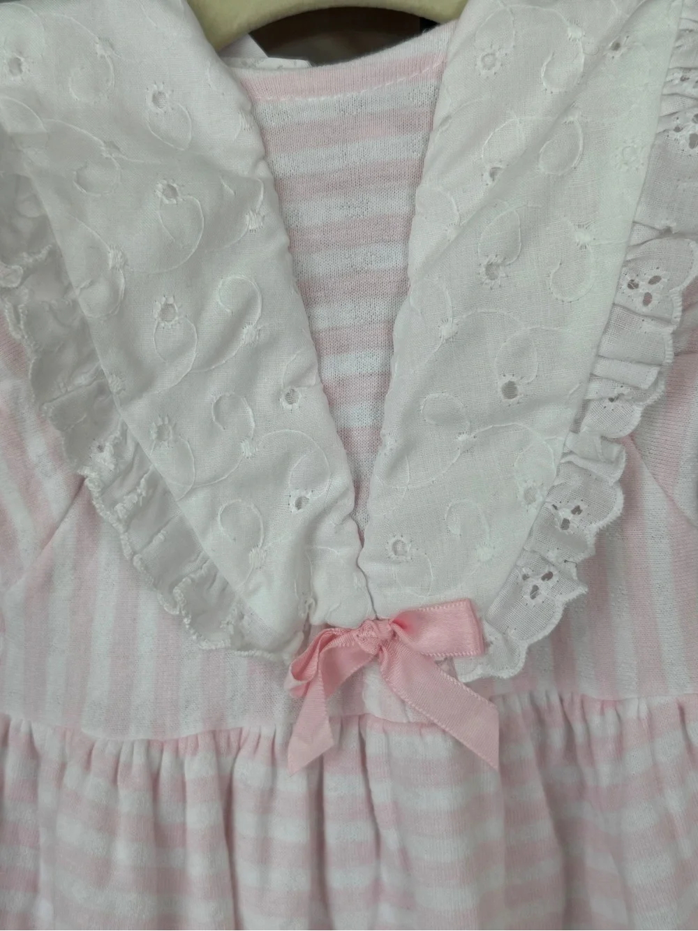 Vintage 80s Carter’s romper coverall short sleeve ruffle collar eyelet baby girl